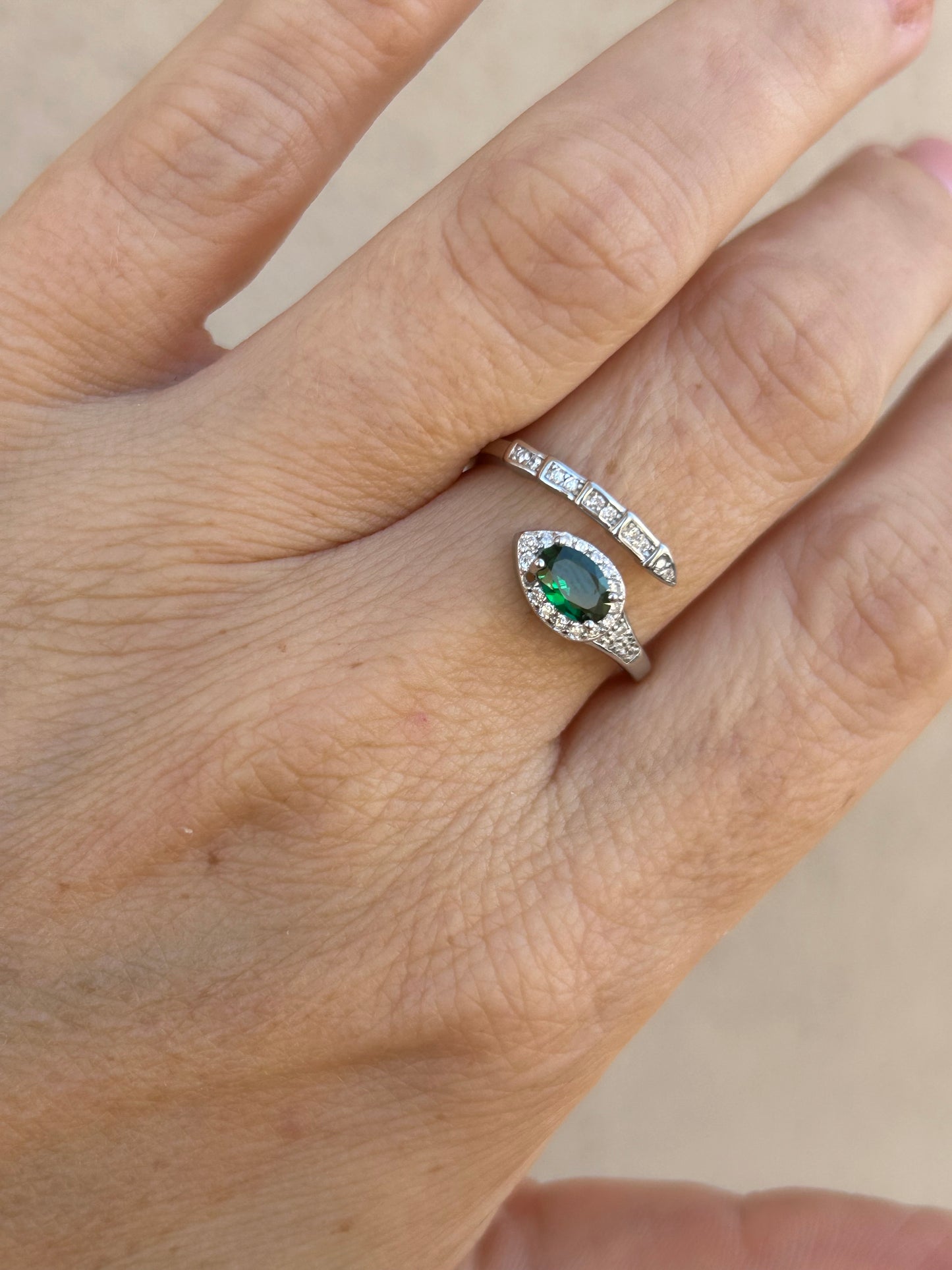 Anello Cleopatra Argento 925 Zirconi Bianchi e verde smeraldo
