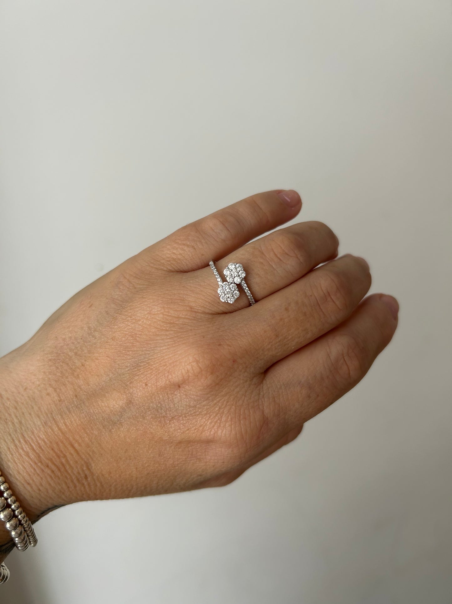 Anello Magic Contrarie Regolabile Argento 925 e Zirconi