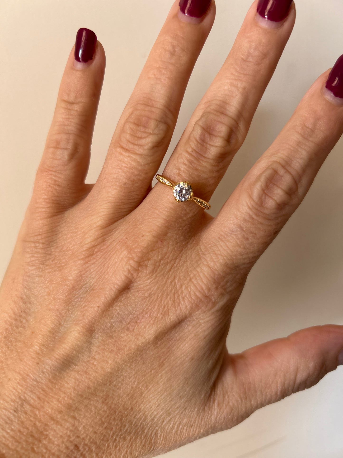 Anello solitario prestige Gold