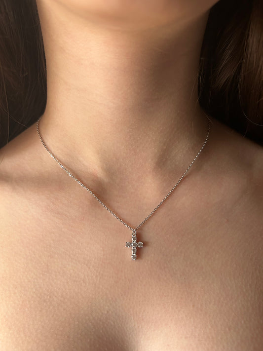 Collana croce classica