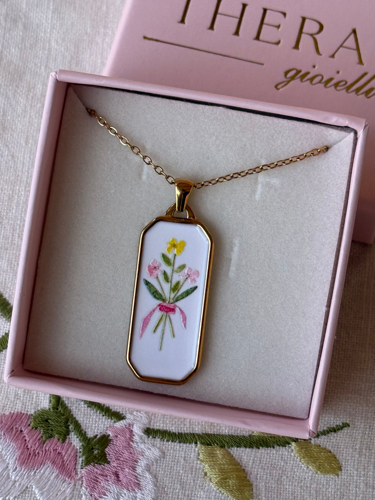 Collana con ciondolo Amati sempre