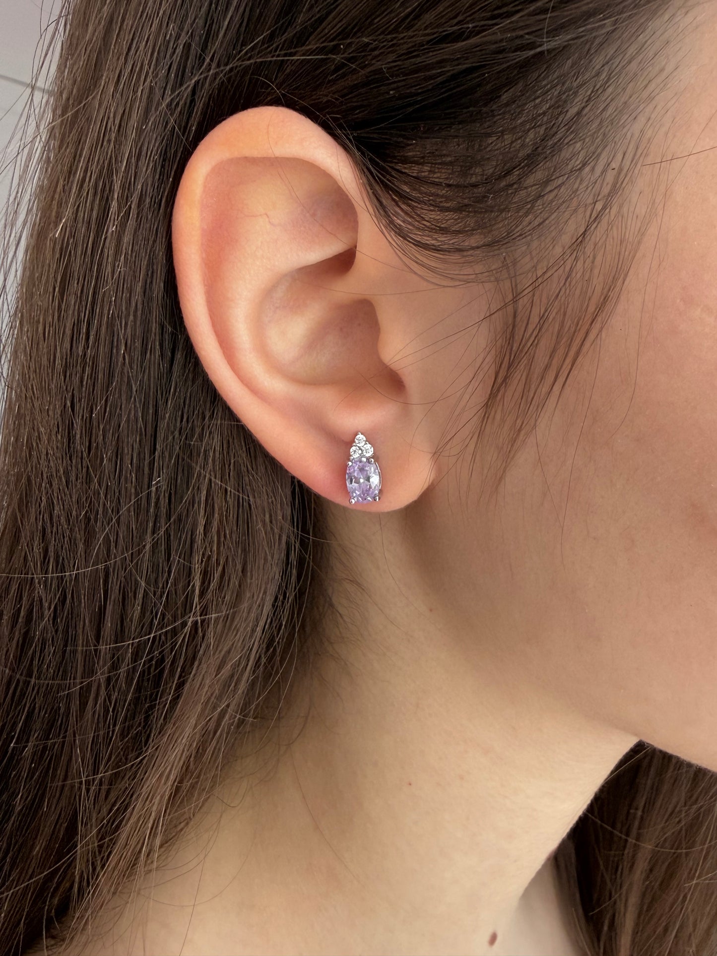 Orecchini Delia a Lobo in Argento 925 Rodiato con Zirconi e Pietra Pastello