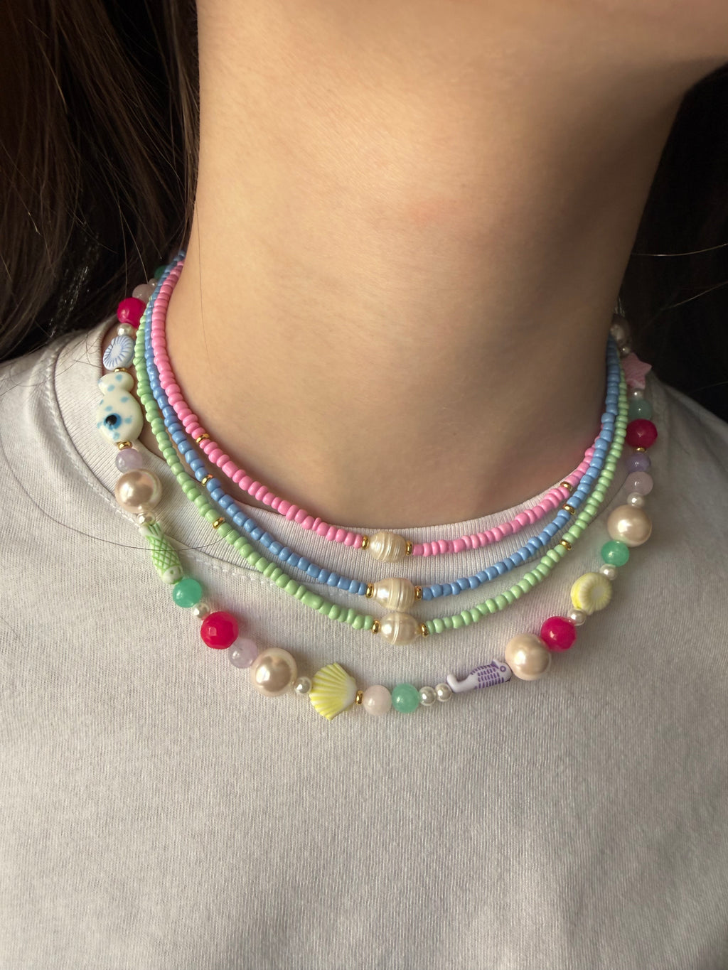 Collana Rocaille Pastel e Perla di Fiume