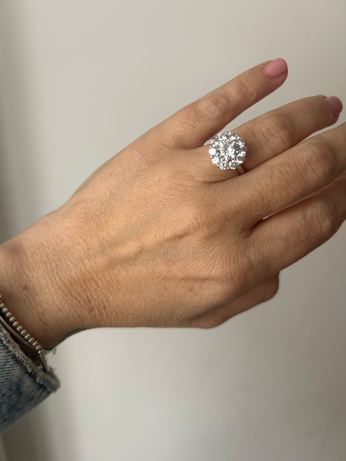 Anello Kate Tondo in Argento 925 con Zirconi Bianchi e Pietra Colorata