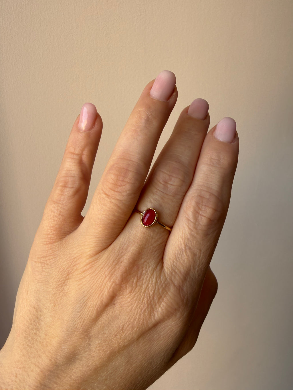 Anello Ovalino in Acciaio Inox Gold con Pietra Colorata - Misura Regolabile
