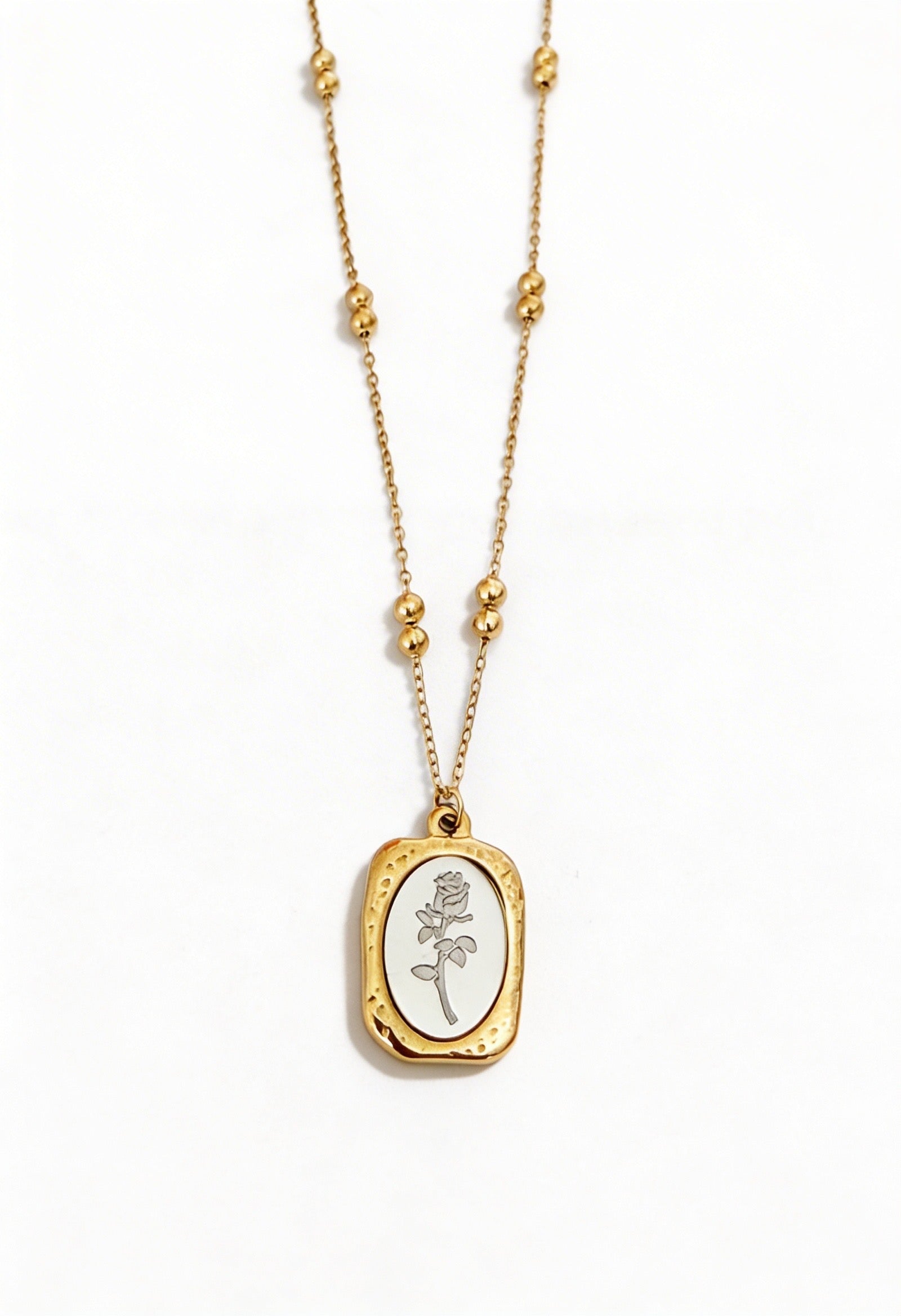 Collana Belle