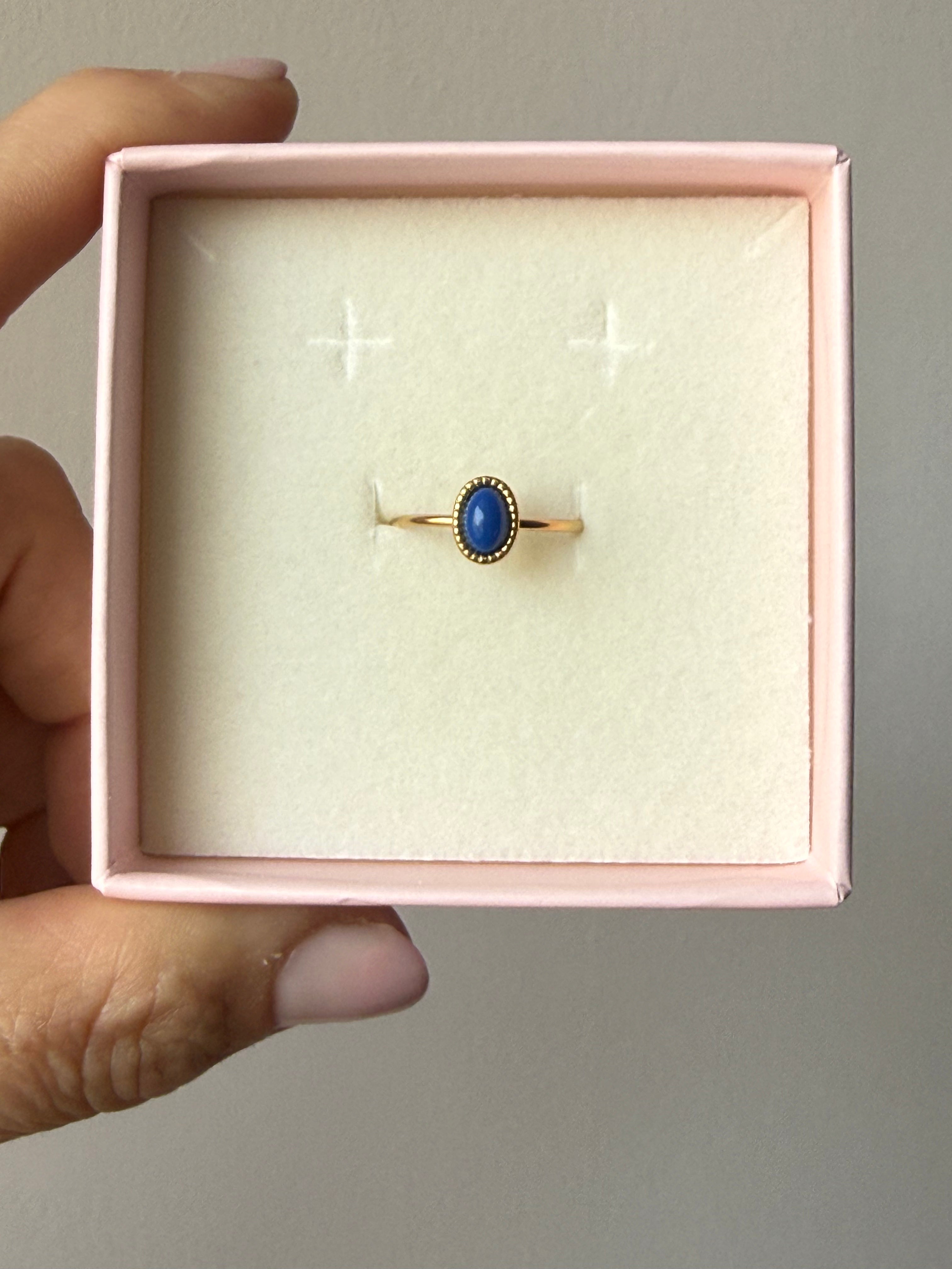Anello Ovalino in Acciaio Inox Gold con Pietra Colorata - Misura Regolabile